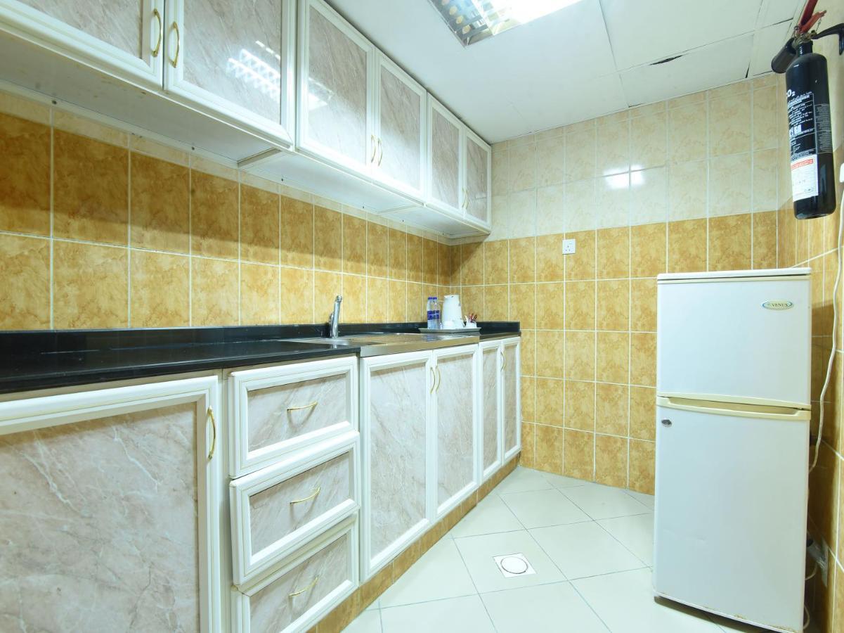 Oyo 274 California Suites Fudżajra Zewnętrze zdjęcie