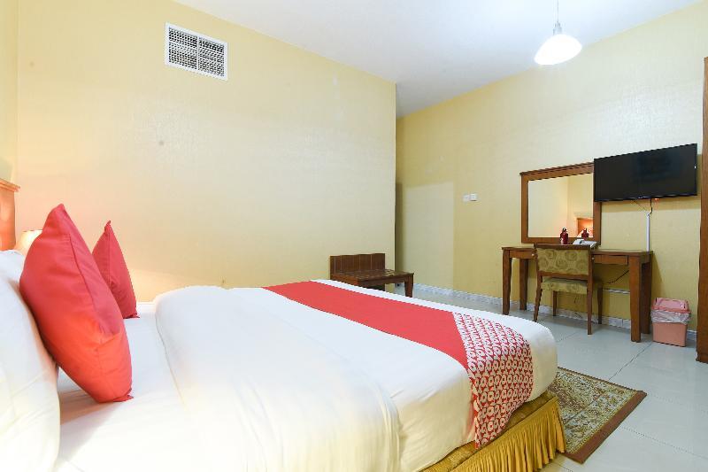 Oyo 274 California Suites Fudżajra Zewnętrze zdjęcie