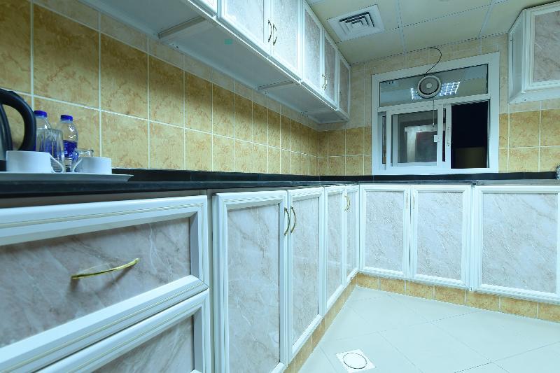 Oyo 274 California Suites Fudżajra Zewnętrze zdjęcie