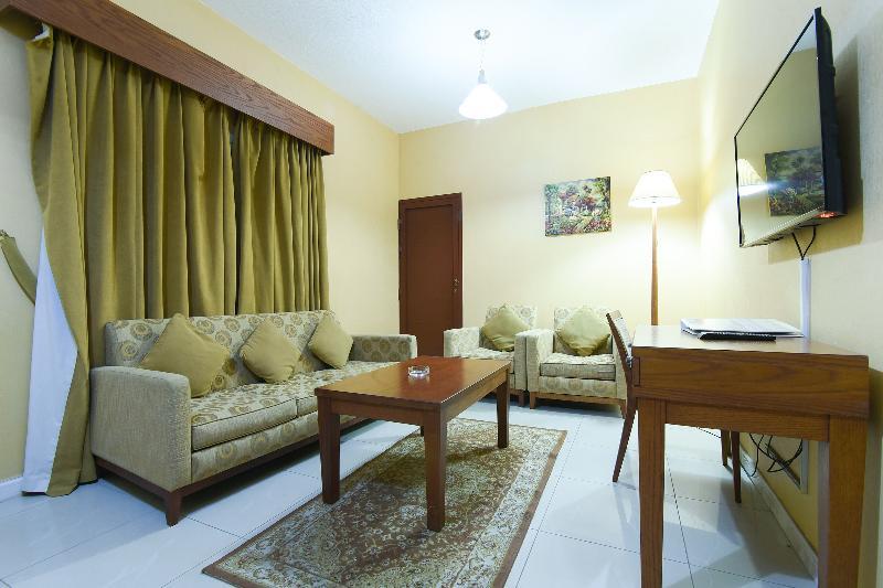 Oyo 274 California Suites Fudżajra Zewnętrze zdjęcie